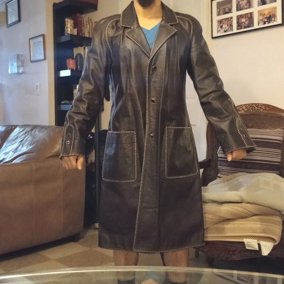 Rare Fendi coat - Picture 13 of 15
